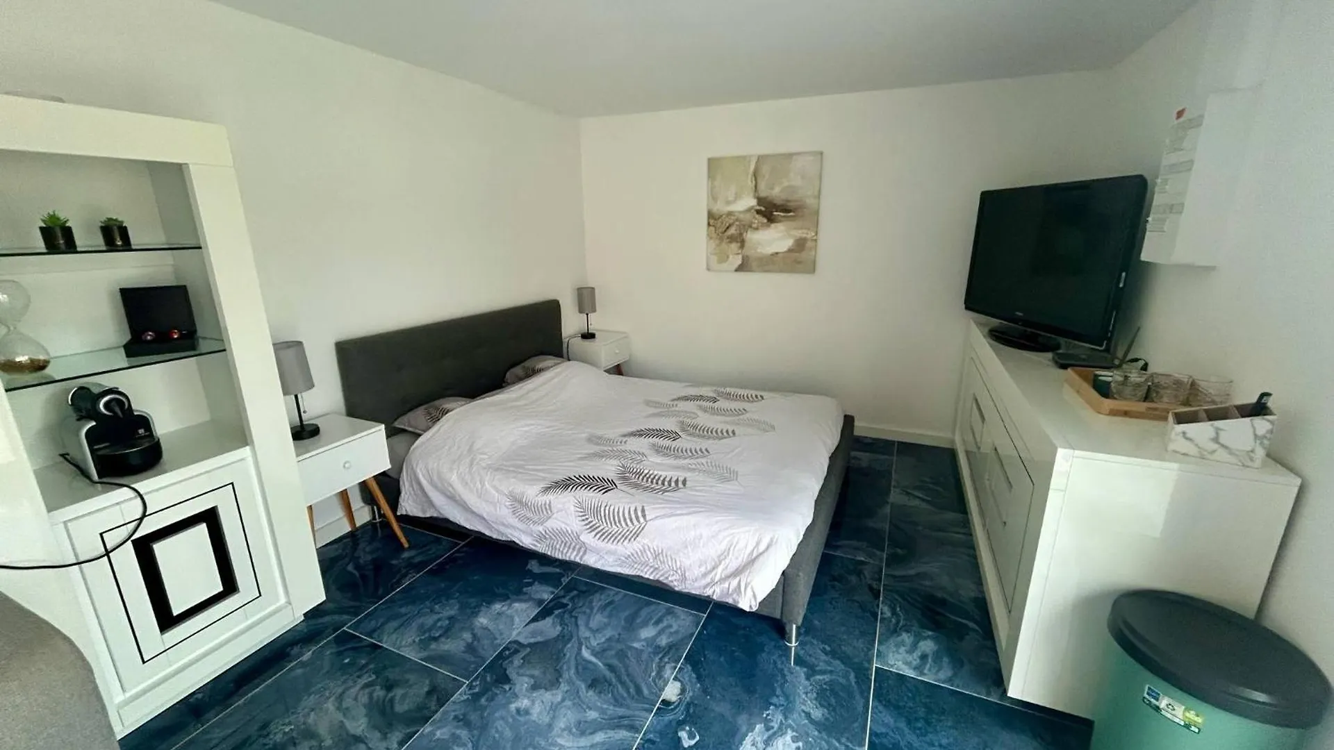 Homestay J&J Home Entraigues-sur-la-Sorgue