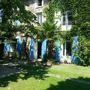Couette-café Des Platanes, Entraigues-sur-la-Sorgue